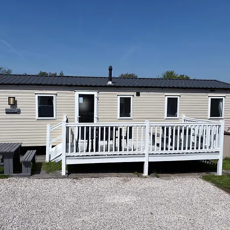 Mccanns Caravan Marton Mere-2
